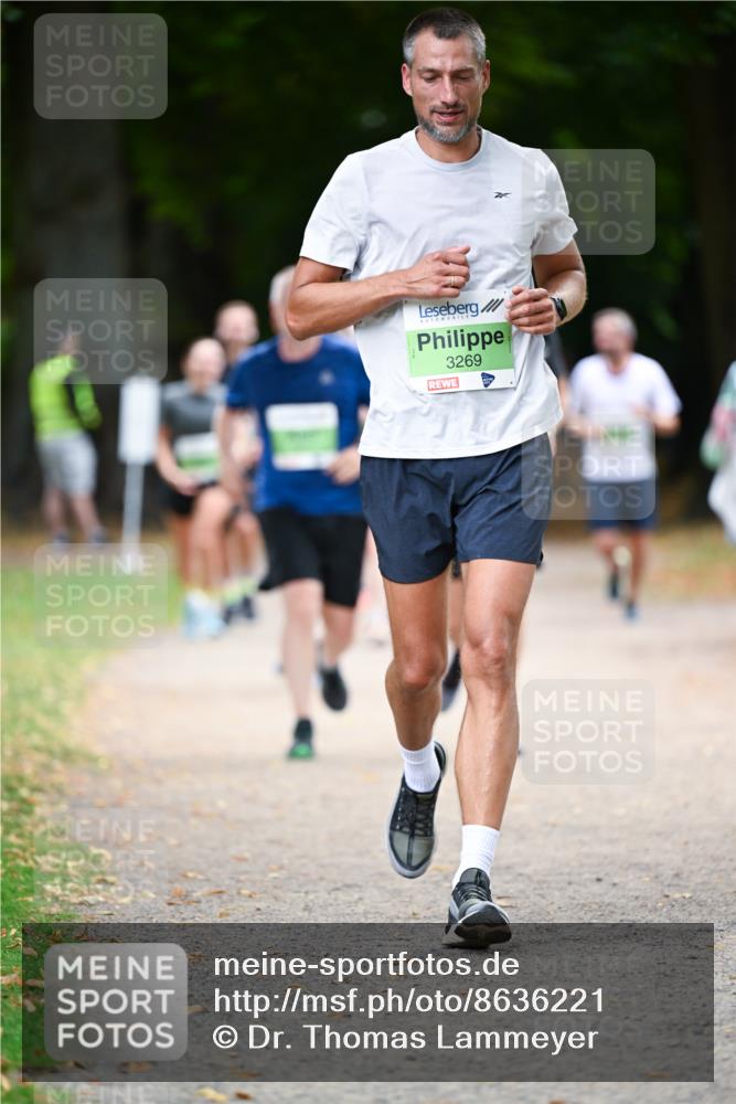 31.08.2025 - 21. Blankeneser Heldenlauf Dr. Thomas Lammeyer http://msf.ph/oto/8636221 31.08.2025 10:43:10 Laufen 3269 meine-sportfotos.de