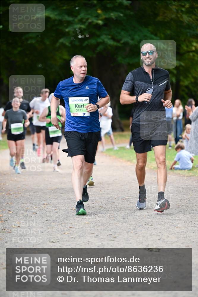 31.08.2025 - 21. Blankeneser Heldenlauf Dr. Thomas Lammeyer http://msf.ph/oto/8636236 31.08.2025 10:43:14 Laufen 3471, 4 meine-sportfotos.de