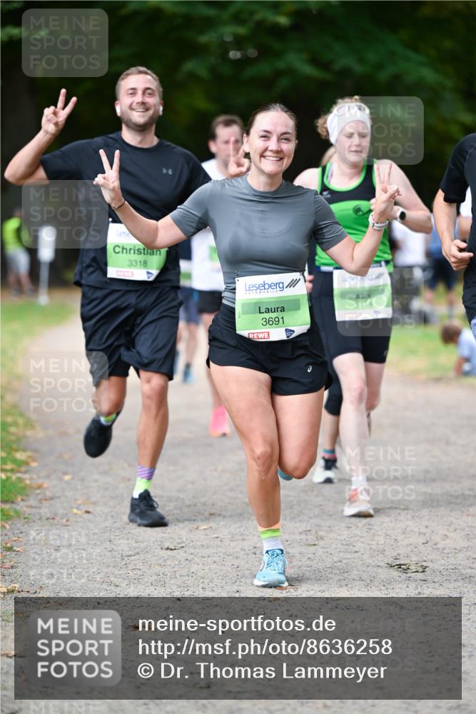 31.08.2025 - 21. Blankeneser Heldenlauf Dr. Thomas Lammeyer http://msf.ph/oto/8636258 31.08.2025 10:43:18 Laufen 3318, 3691 meine-sportfotos.de