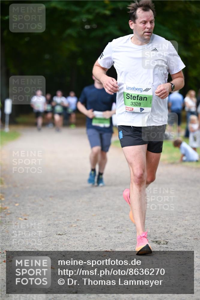 31.08.2025 - 21. Blankeneser Heldenlauf Dr. Thomas Lammeyer http://msf.ph/oto/8636270 31.08.2025 10:43:20 Laufen 3328 meine-sportfotos.de