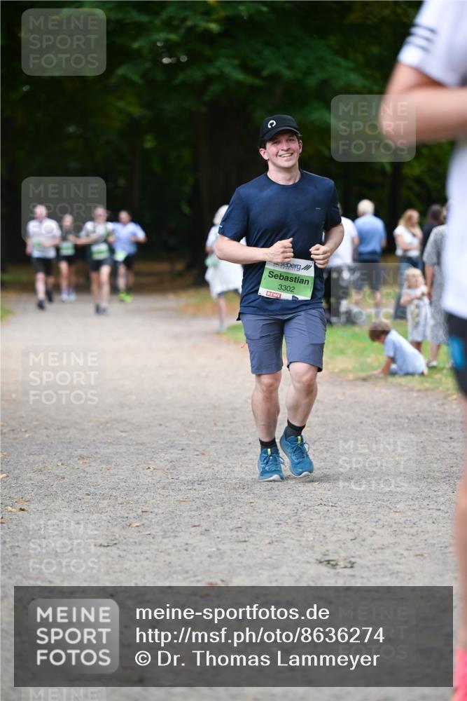 31.08.2025 - 21. Blankeneser Heldenlauf Dr. Thomas Lammeyer http://msf.ph/oto/8636274 31.08.2025 10:43:21 Laufen 3302 meine-sportfotos.de