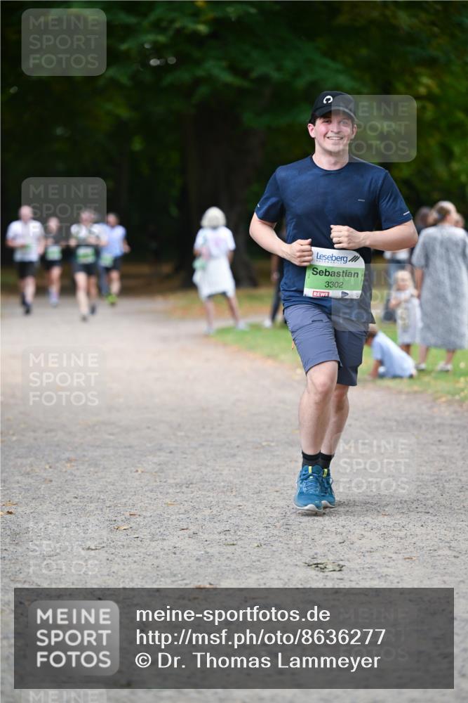31.08.2025 - 21. Blankeneser Heldenlauf Dr. Thomas Lammeyer http://msf.ph/oto/8636277 31.08.2025 10:43:21 Laufen 3302 meine-sportfotos.de