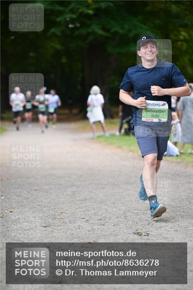 31.08.2025 - 21. Blankeneser Heldenlauf Dr. Thomas Lammeyer http://msf.ph/oto/8636278 31.08.2025 10:43:22 Laufen 3302 meine-sportfotos.de