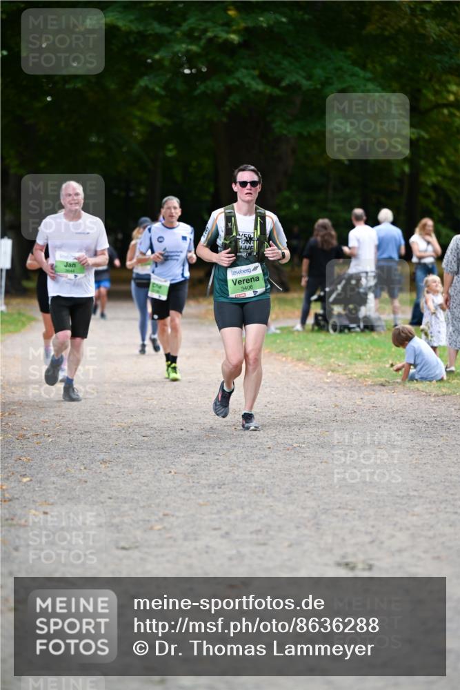 31.08.2025 - 21. Blankeneser Heldenlauf Dr. Thomas Lammeyer http://msf.ph/oto/8636288 31.08.2025 10:43:29 Laufen 3644, 3406 meine-sportfotos.de