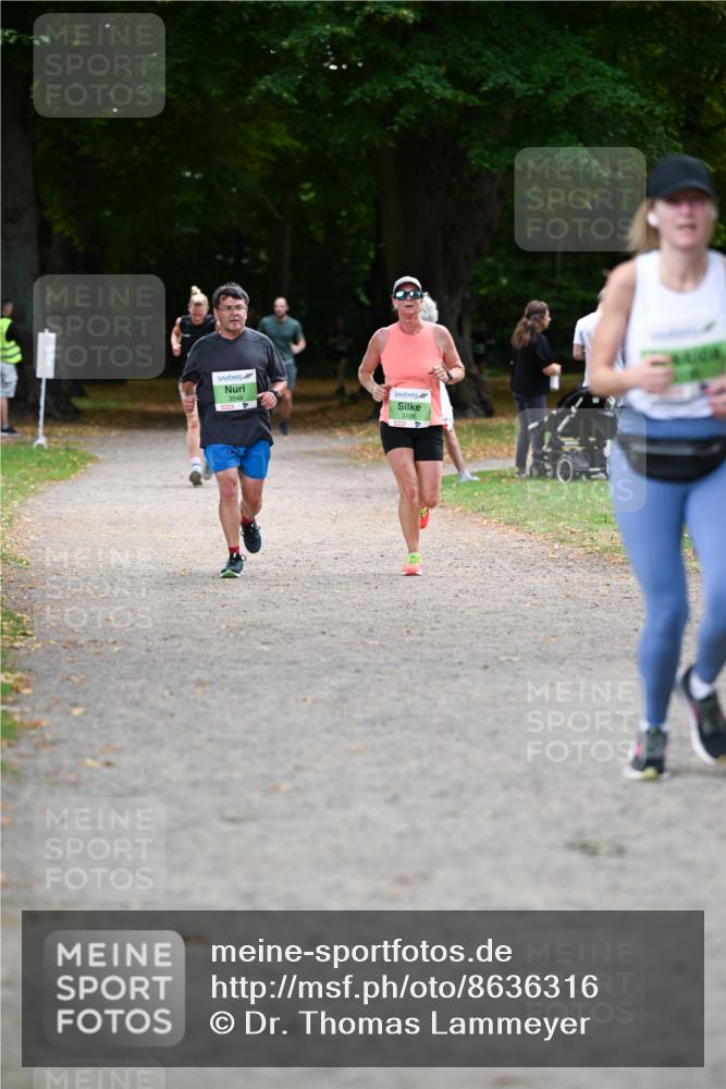 31.08.2025 - 21. Blankeneser Heldenlauf Dr. Thomas Lammeyer http://msf.ph/oto/8636316 31.08.2025 10:43:35 Laufen 3548, 3106, 4 meine-sportfotos.de
