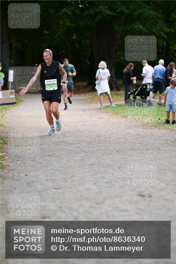 31.08.2025 - 21. Blankeneser Heldenlauf Dr. Thomas Lammeyer http://msf.ph/oto/8636340 31.08.2025 10:43:40 Laufen 3487 meine-sportfotos.de