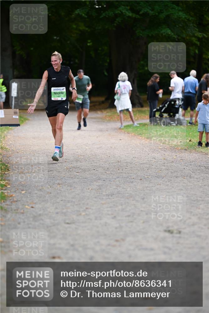 31.08.2025 - 21. Blankeneser Heldenlauf Dr. Thomas Lammeyer http://msf.ph/oto/8636341 31.08.2025 10:43:40 Laufen 3487 meine-sportfotos.de