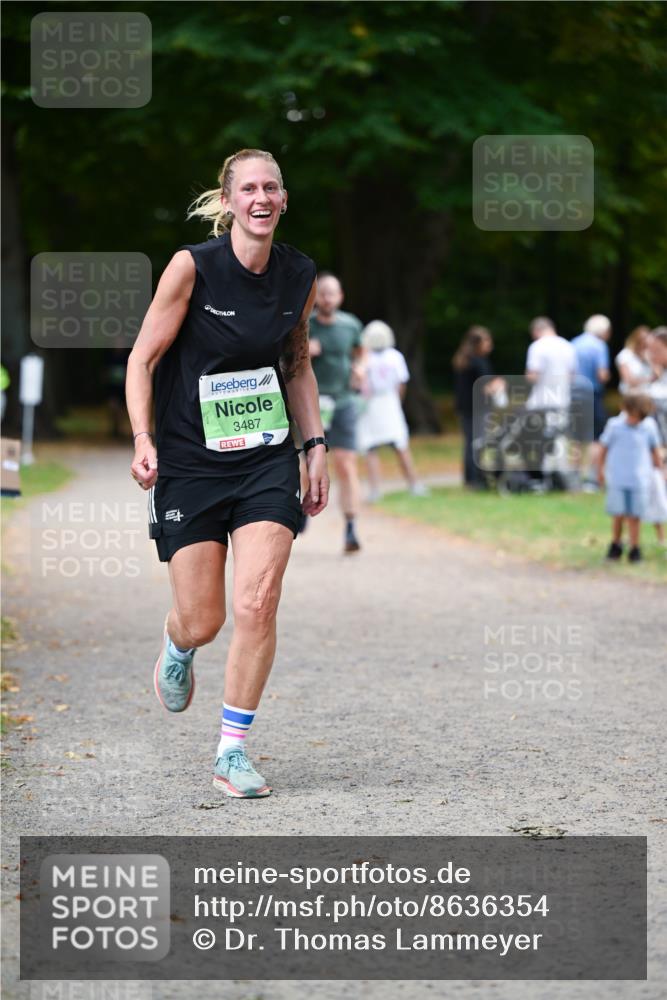 31.08.2025 - 21. Blankeneser Heldenlauf Dr. Thomas Lammeyer http://msf.ph/oto/8636354 31.08.2025 10:43:42 Laufen 3487 meine-sportfotos.de