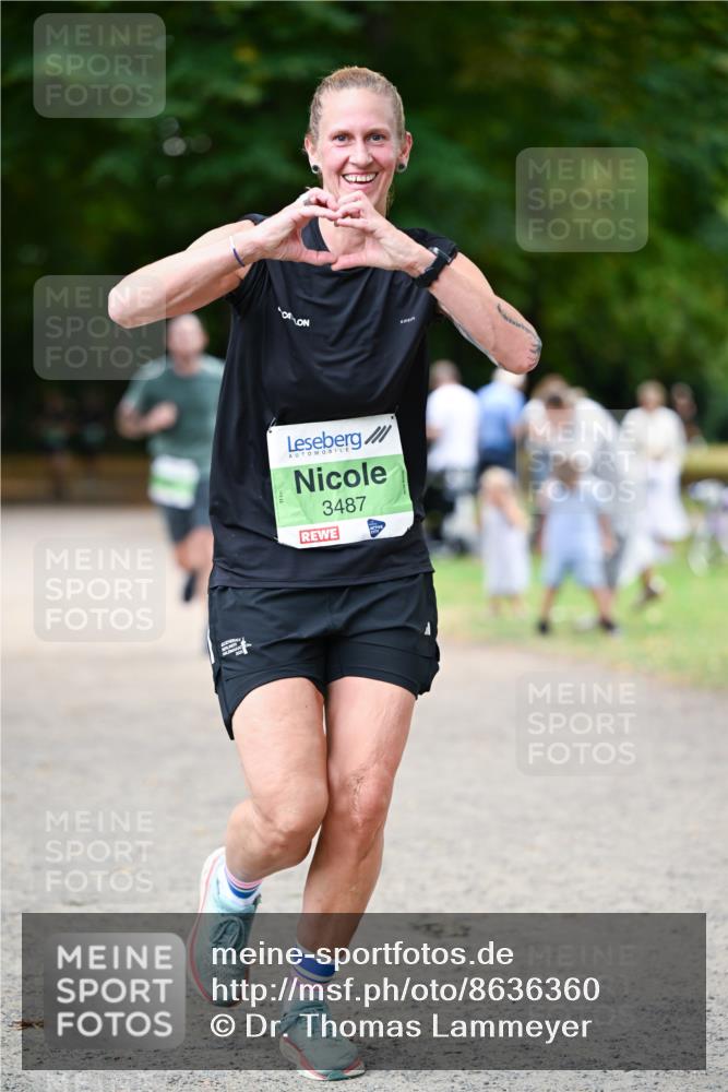 31.08.2025 - 21. Blankeneser Heldenlauf Dr. Thomas Lammeyer http://msf.ph/oto/8636360 31.08.2025 10:43:43 Laufen 3487 meine-sportfotos.de