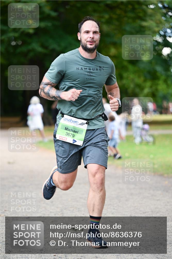 31.08.2025 - 21. Blankeneser Heldenlauf Dr. Thomas Lammeyer http://msf.ph/oto/8636376 31.08.2025 10:43:47 Laufen 3679 meine-sportfotos.de