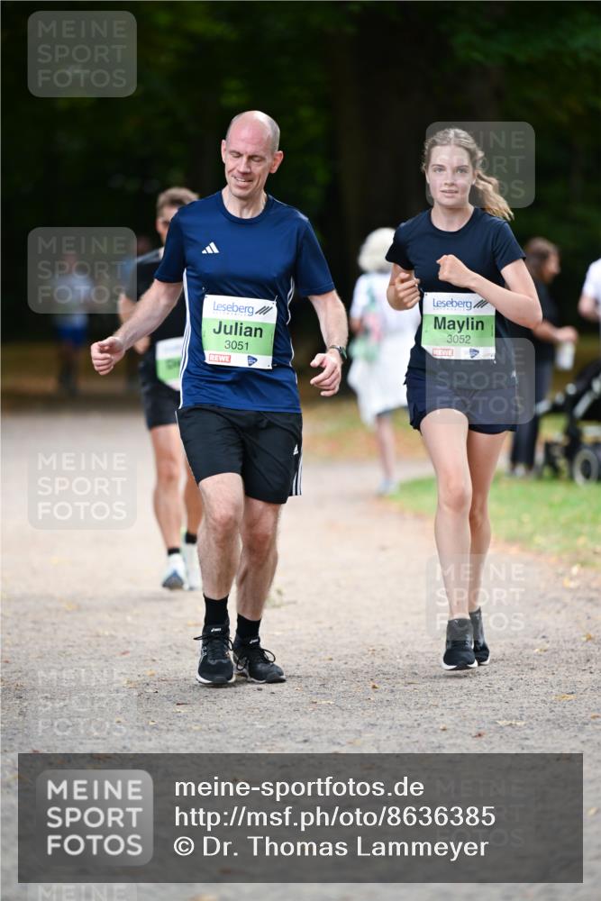 31.08.2025 - 21. Blankeneser Heldenlauf Dr. Thomas Lammeyer http://msf.ph/oto/8636385 31.08.2025 10:43:56 Laufen 3051, 3052 meine-sportfotos.de