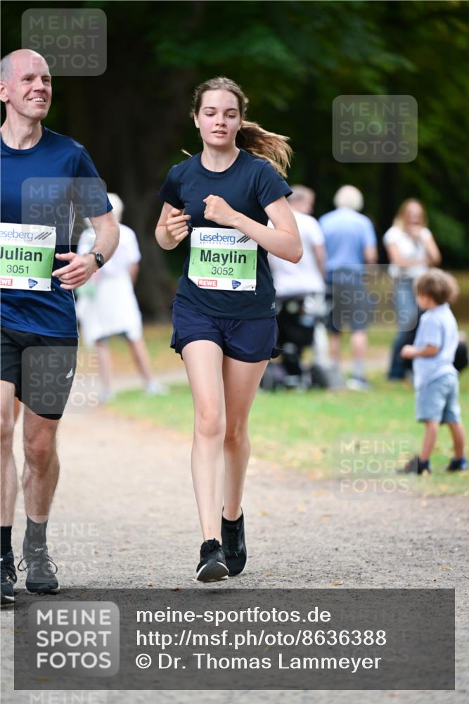 31.08.2025 - 21. Blankeneser Heldenlauf Dr. Thomas Lammeyer http://msf.ph/oto/8636388 31.08.2025 10:43:56 Laufen 3051, 3052 meine-sportfotos.de