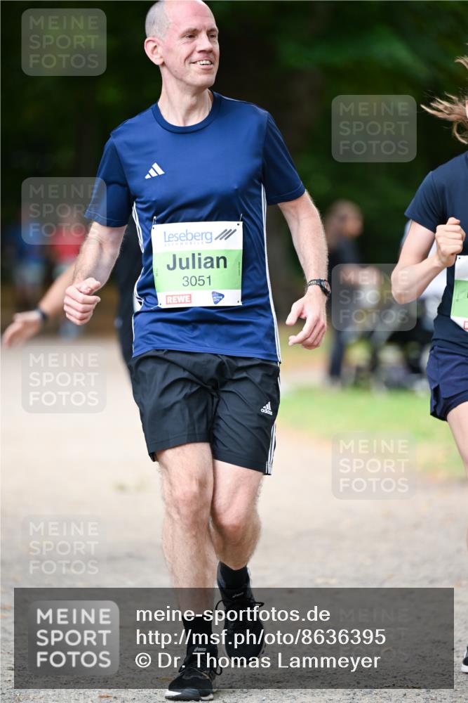 31.08.2025 - 21. Blankeneser Heldenlauf Dr. Thomas Lammeyer http://msf.ph/oto/8636395 31.08.2025 10:43:57 Laufen 3051 meine-sportfotos.de
