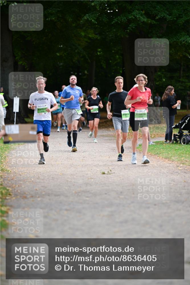 31.08.2025 - 21. Blankeneser Heldenlauf Dr. Thomas Lammeyer http://msf.ph/oto/8636405 31.08.2025 10:44:07 Laufen 3439, 3119, 3118 meine-sportfotos.de