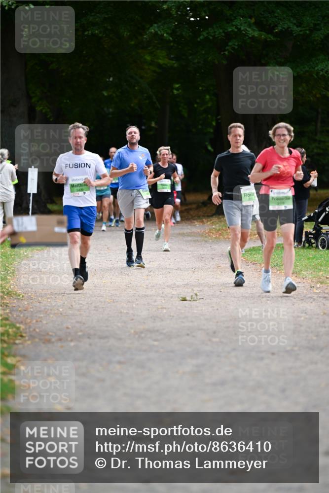 31.08.2025 - 21. Blankeneser Heldenlauf Dr. Thomas Lammeyer http://msf.ph/oto/8636410 31.08.2025 10:44:07 Laufen 3439, 3119, 3118 meine-sportfotos.de