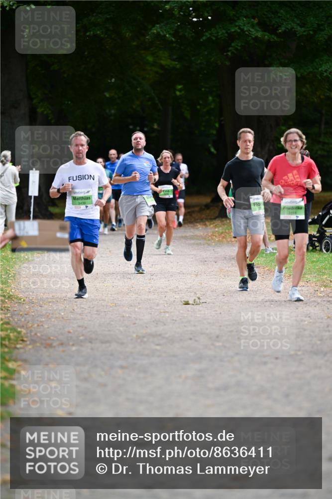 31.08.2025 - 21. Blankeneser Heldenlauf Dr. Thomas Lammeyer http://msf.ph/oto/8636411 31.08.2025 10:44:07 Laufen 3439, 3118 meine-sportfotos.de