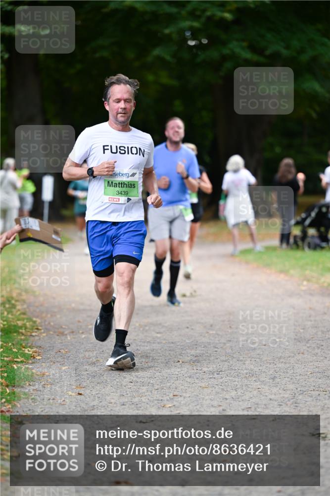 31.08.2025 - 21. Blankeneser Heldenlauf Dr. Thomas Lammeyer http://msf.ph/oto/8636421 31.08.2025 10:44:11 Laufen 3439 meine-sportfotos.de