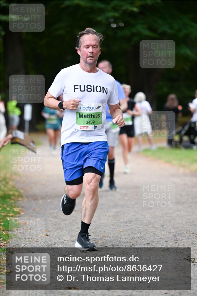 31.08.2025 - 21. Blankeneser Heldenlauf Dr. Thomas Lammeyer http://msf.ph/oto/8636427 31.08.2025 10:44:11 Laufen 3439 meine-sportfotos.de