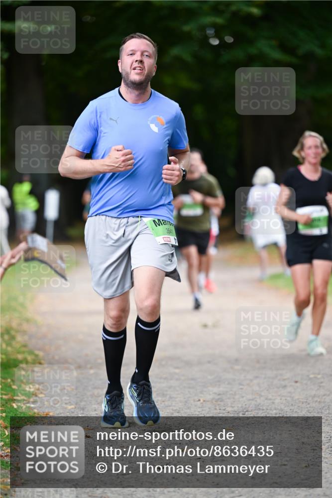 31.08.2025 - 21. Blankeneser Heldenlauf Dr. Thomas Lammeyer http://msf.ph/oto/8636435 31.08.2025 10:44:13 Laufen 3541 meine-sportfotos.de