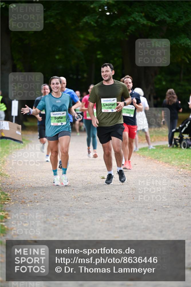 31.08.2025 - 21. Blankeneser Heldenlauf Dr. Thomas Lammeyer http://msf.ph/oto/8636446 31.08.2025 10:44:15 Laufen 3379, 3380 meine-sportfotos.de