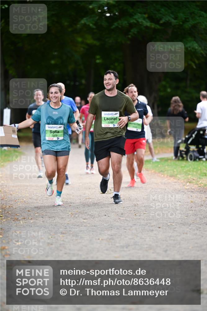 31.08.2025 - 21. Blankeneser Heldenlauf Dr. Thomas Lammeyer http://msf.ph/oto/8636448 31.08.2025 10:44:15 Laufen 3380, 3379 meine-sportfotos.de