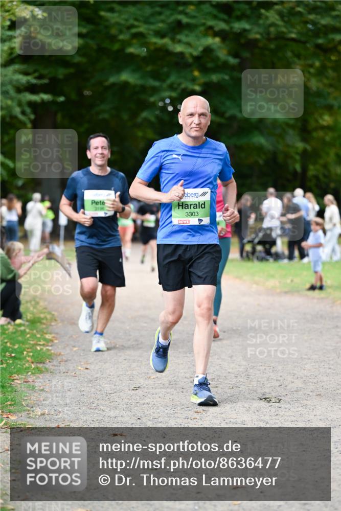 31.08.2025 - 21. Blankeneser Heldenlauf Dr. Thomas Lammeyer http://msf.ph/oto/8636477 31.08.2025 10:44:20 Laufen 3196, 3303 meine-sportfotos.de