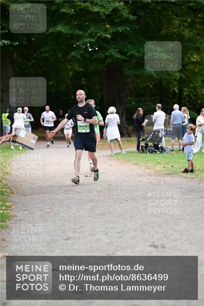 31.08.2025 - 21. Blankeneser Heldenlauf Dr. Thomas Lammeyer http://msf.ph/oto/8636499 31.08.2025 10:44:24 Laufen 3065 meine-sportfotos.de
