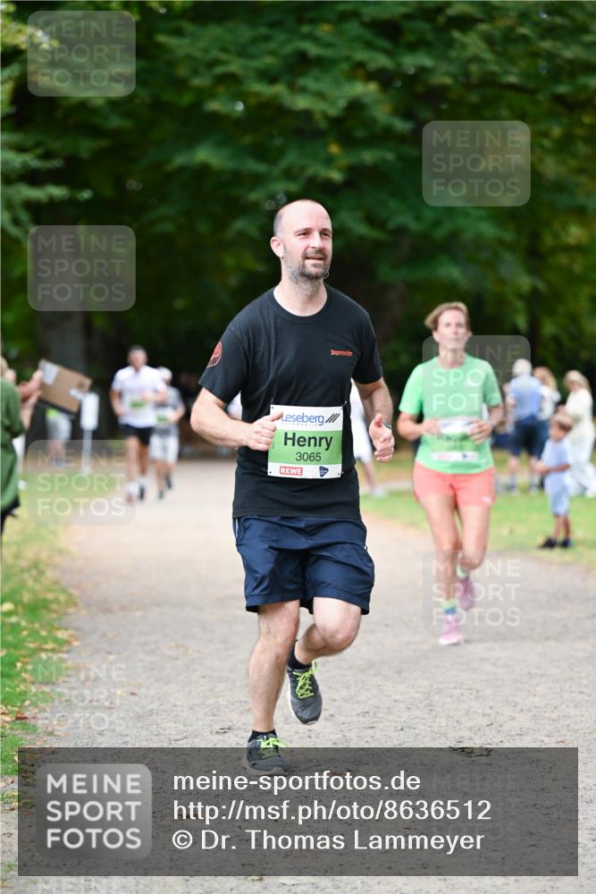 31.08.2025 - 21. Blankeneser Heldenlauf Dr. Thomas Lammeyer http://msf.ph/oto/8636512 31.08.2025 10:44:27 Laufen 36, 3065 meine-sportfotos.de