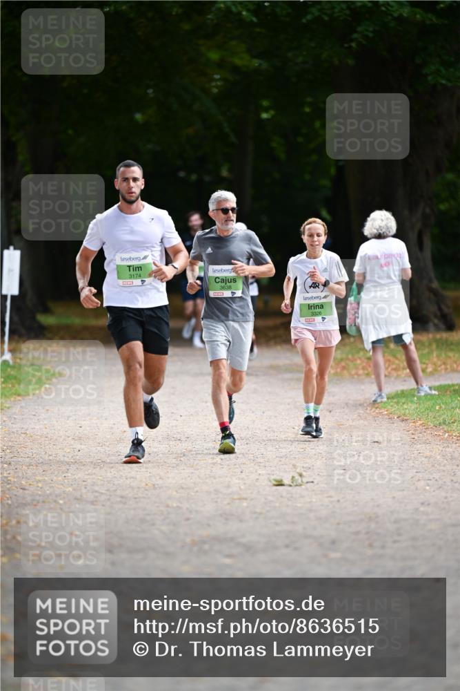 31.08.2025 - 21. Blankeneser Heldenlauf Dr. Thomas Lammeyer http://msf.ph/oto/8636515 31.08.2025 10:44:30 Laufen 3174, 3638, 3326 meine-sportfotos.de
