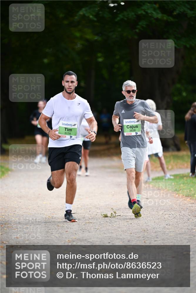 31.08.2025 - 21. Blankeneser Heldenlauf Dr. Thomas Lammeyer http://msf.ph/oto/8636523 31.08.2025 10:44:31 Laufen 3174, 3638 meine-sportfotos.de
