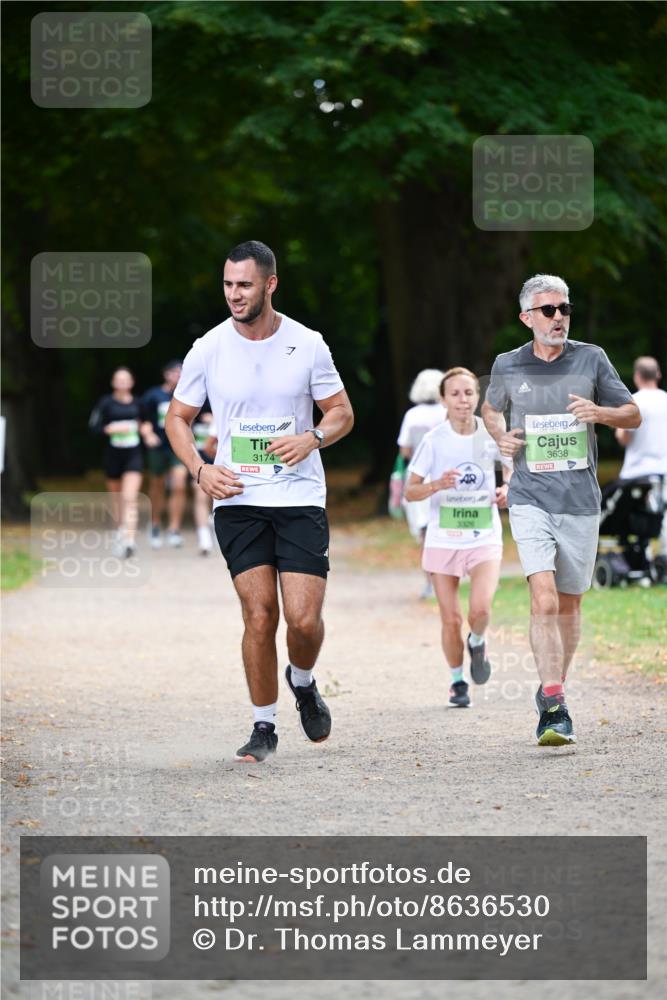 31.08.2025 - 21. Blankeneser Heldenlauf Dr. Thomas Lammeyer http://msf.ph/oto/8636530 31.08.2025 10:44:32 Laufen 3174, 3026, 3638 meine-sportfotos.de