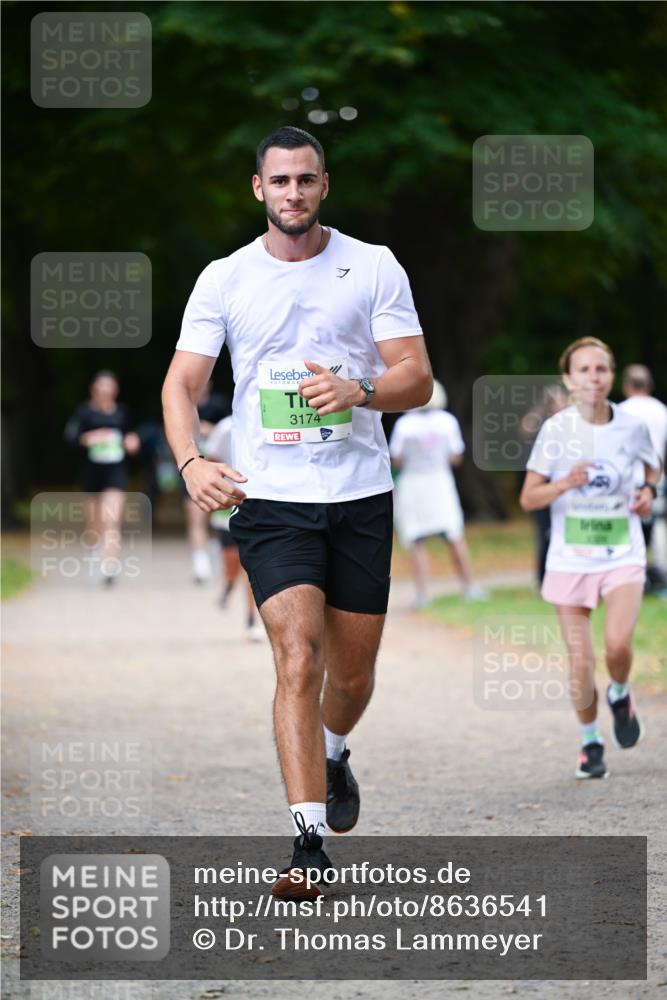 31.08.2025 - 21. Blankeneser Heldenlauf Dr. Thomas Lammeyer http://msf.ph/oto/8636541 31.08.2025 10:44:34 Laufen 3174 meine-sportfotos.de