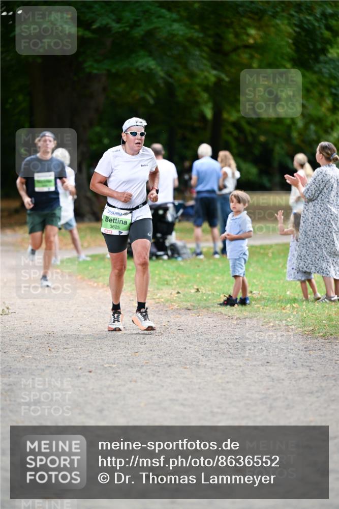 31.08.2025 - 21. Blankeneser Heldenlauf Dr. Thomas Lammeyer http://msf.ph/oto/8636552 31.08.2025 10:44:37 Laufen 3625 meine-sportfotos.de