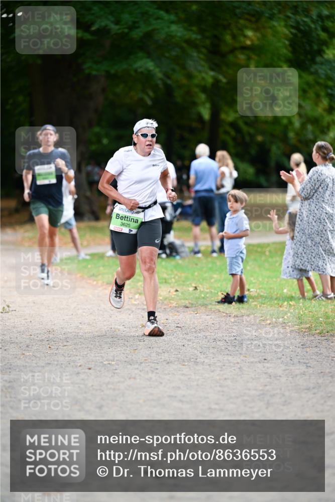 31.08.2025 - 21. Blankeneser Heldenlauf Dr. Thomas Lammeyer http://msf.ph/oto/8636553 31.08.2025 10:44:37 Laufen 3625 meine-sportfotos.de