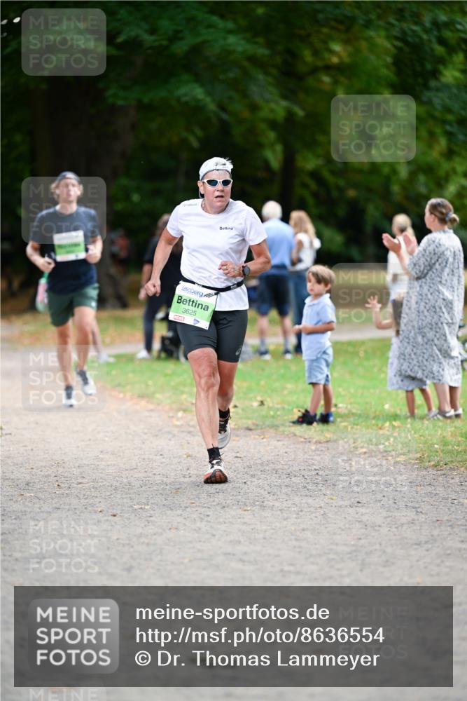 31.08.2025 - 21. Blankeneser Heldenlauf Dr. Thomas Lammeyer http://msf.ph/oto/8636554 31.08.2025 10:44:37 Laufen 3625 meine-sportfotos.de