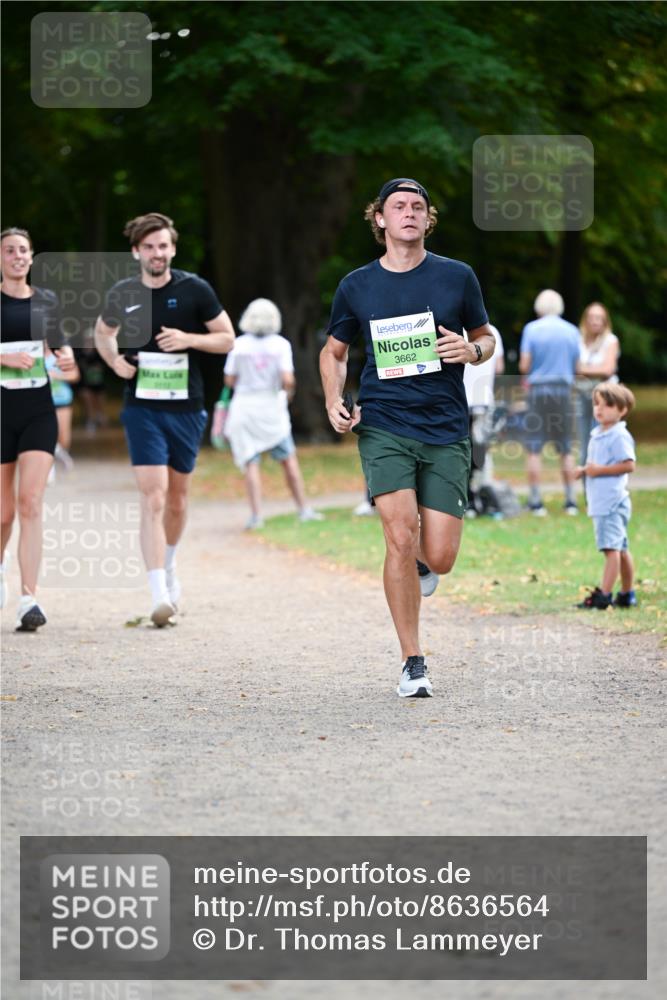 31.08.2025 - 21. Blankeneser Heldenlauf Dr. Thomas Lammeyer http://msf.ph/oto/8636564 31.08.2025 10:44:40 Laufen 3662 meine-sportfotos.de