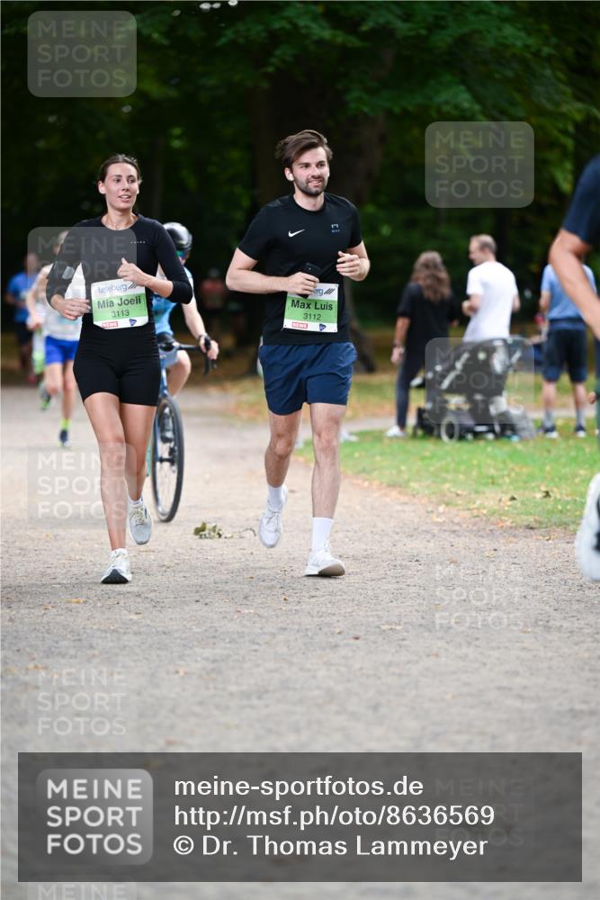 31.08.2025 - 21. Blankeneser Heldenlauf Dr. Thomas Lammeyer http://msf.ph/oto/8636569 31.08.2025 10:44:41 Laufen 3113, 3112 meine-sportfotos.de