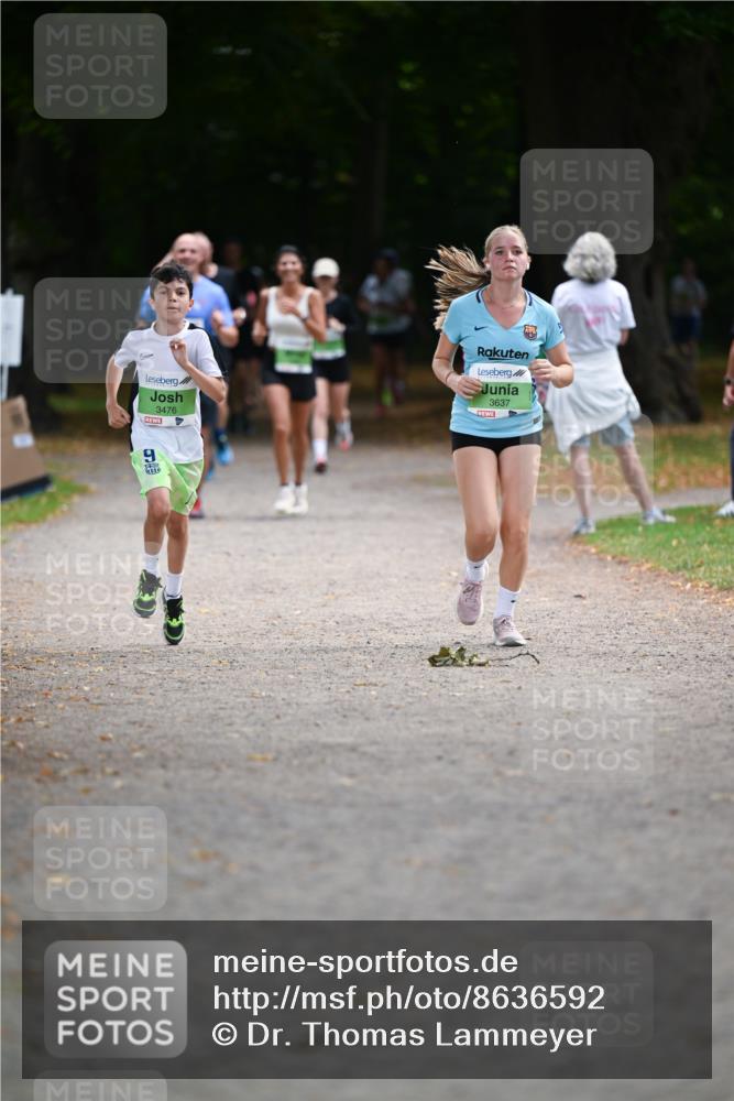 31.08.2025 - 21. Blankeneser Heldenlauf Dr. Thomas Lammeyer http://msf.ph/oto/8636592 31.08.2025 10:44:47 Laufen 3476, 3637 meine-sportfotos.de