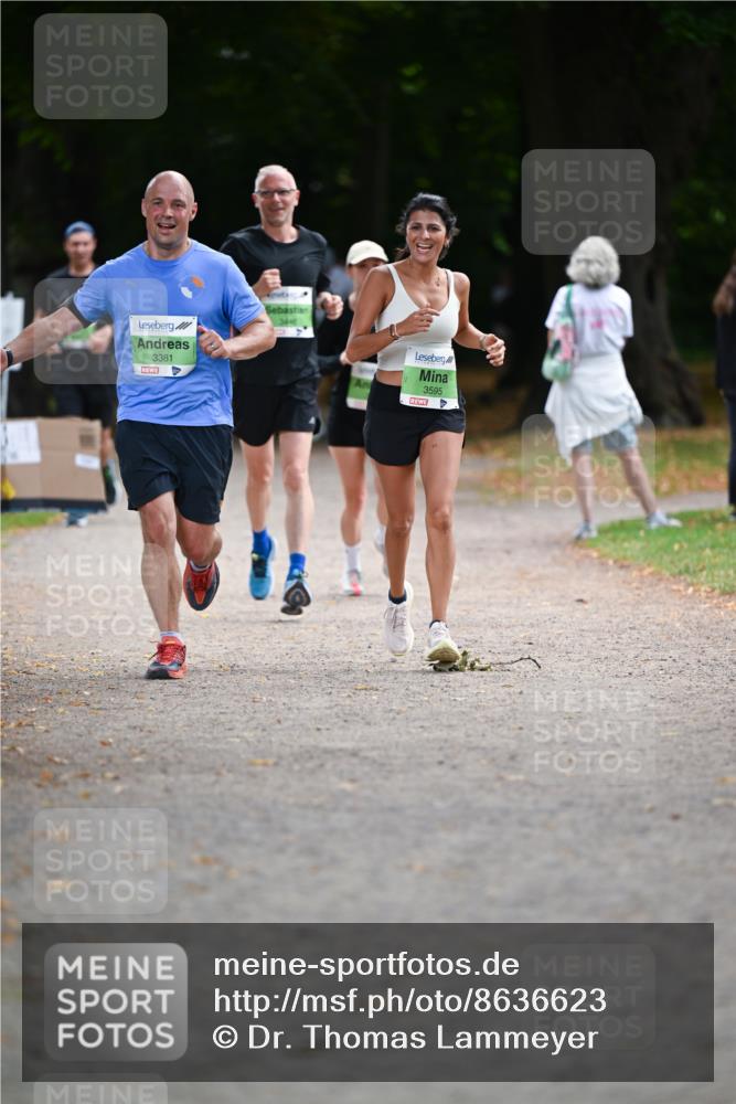 31.08.2025 - 21. Blankeneser Heldenlauf Dr. Thomas Lammeyer http://msf.ph/oto/8636623 31.08.2025 10:44:52 Laufen 3381, 3446, 3595 meine-sportfotos.de