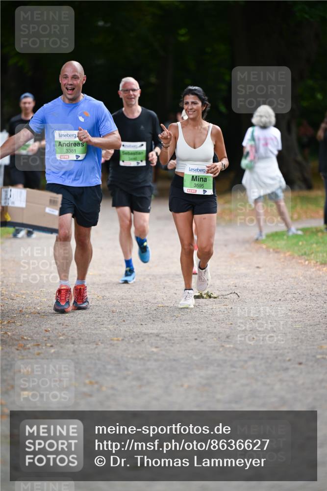 31.08.2025 - 21. Blankeneser Heldenlauf Dr. Thomas Lammeyer http://msf.ph/oto/8636627 31.08.2025 10:44:53 Laufen 3381, 3446, 3595 meine-sportfotos.de