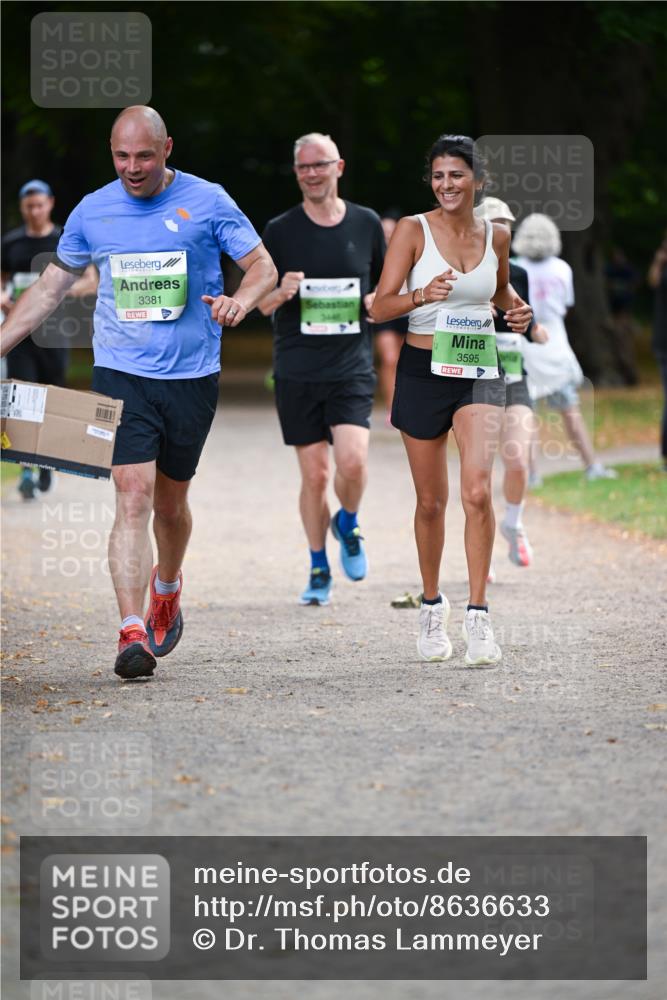 31.08.2025 - 21. Blankeneser Heldenlauf Dr. Thomas Lammeyer http://msf.ph/oto/8636633 31.08.2025 10:44:53 Laufen 3381, 3595 meine-sportfotos.de