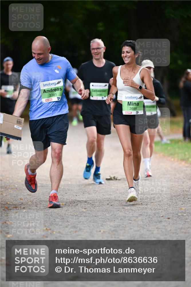31.08.2025 - 21. Blankeneser Heldenlauf Dr. Thomas Lammeyer http://msf.ph/oto/8636636 31.08.2025 10:44:54 Laufen 3381, 3595 meine-sportfotos.de