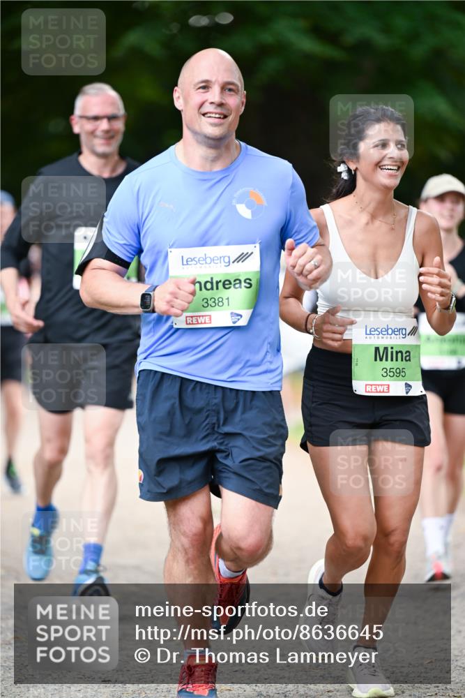 31.08.2025 - 21. Blankeneser Heldenlauf Dr. Thomas Lammeyer http://msf.ph/oto/8636645 31.08.2025 10:44:56 Laufen 3381, 3595 meine-sportfotos.de
