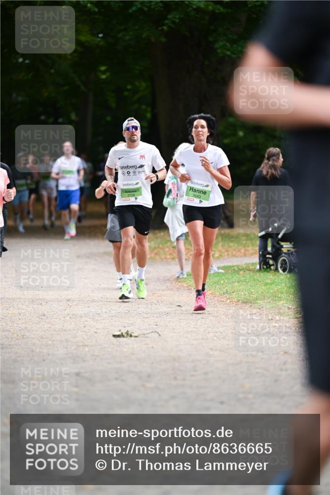 31.08.2025 - 21. Blankeneser Heldenlauf Dr. Thomas Lammeyer http://msf.ph/oto/8636665 31.08.2025 10:45:01 Laufen 3728, 3643 meine-sportfotos.de