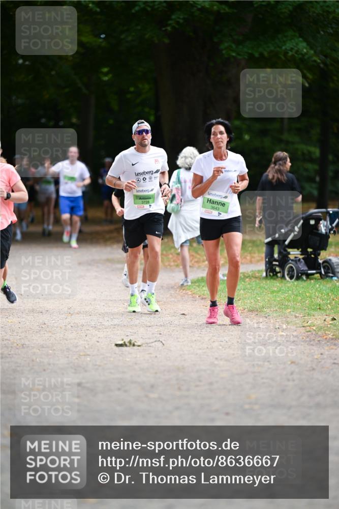 31.08.2025 - 21. Blankeneser Heldenlauf Dr. Thomas Lammeyer http://msf.ph/oto/8636667 31.08.2025 10:45:01 Laufen 10, 3728, 3643 meine-sportfotos.de