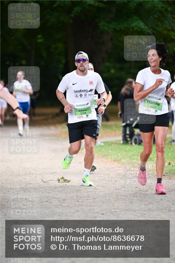 31.08.2025 - 21. Blankeneser Heldenlauf Dr. Thomas Lammeyer http://msf.ph/oto/8636678 31.08.2025 10:45:04 Laufen 3728, 3643 meine-sportfotos.de