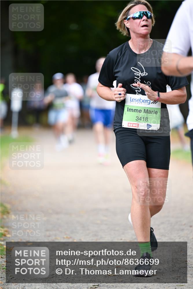 31.08.2025 - 21. Blankeneser Heldenlauf Dr. Thomas Lammeyer http://msf.ph/oto/8636699 31.08.2025 10:45:07 Laufen 3418 meine-sportfotos.de