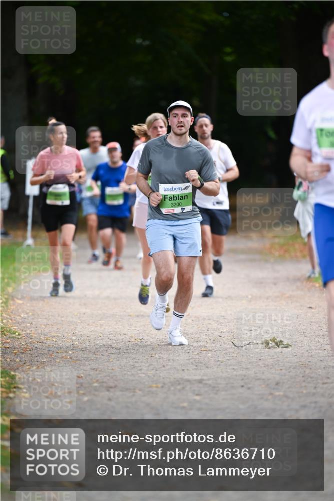 31.08.2025 - 21. Blankeneser Heldenlauf Dr. Thomas Lammeyer http://msf.ph/oto/8636710 31.08.2025 10:45:12 Laufen 3200 meine-sportfotos.de