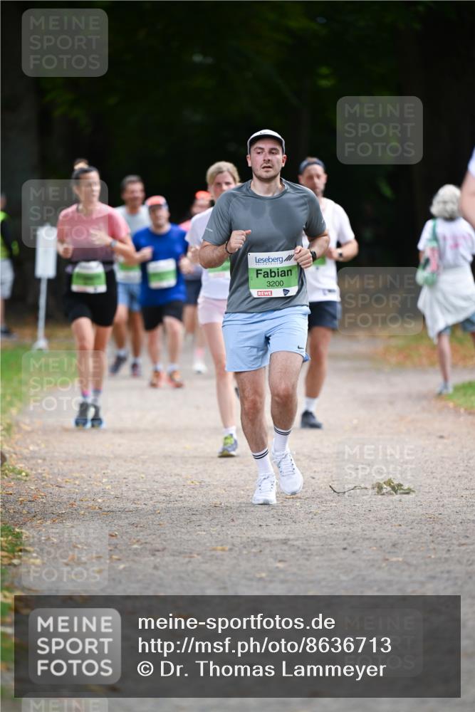 31.08.2025 - 21. Blankeneser Heldenlauf Dr. Thomas Lammeyer http://msf.ph/oto/8636713 31.08.2025 10:45:12 Laufen 3200 meine-sportfotos.de