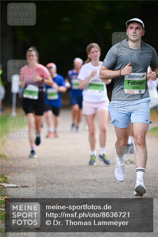 31.08.2025 - 21. Blankeneser Heldenlauf Dr. Thomas Lammeyer http://msf.ph/oto/8636721 31.08.2025 10:45:14 Laufen 3200 meine-sportfotos.de